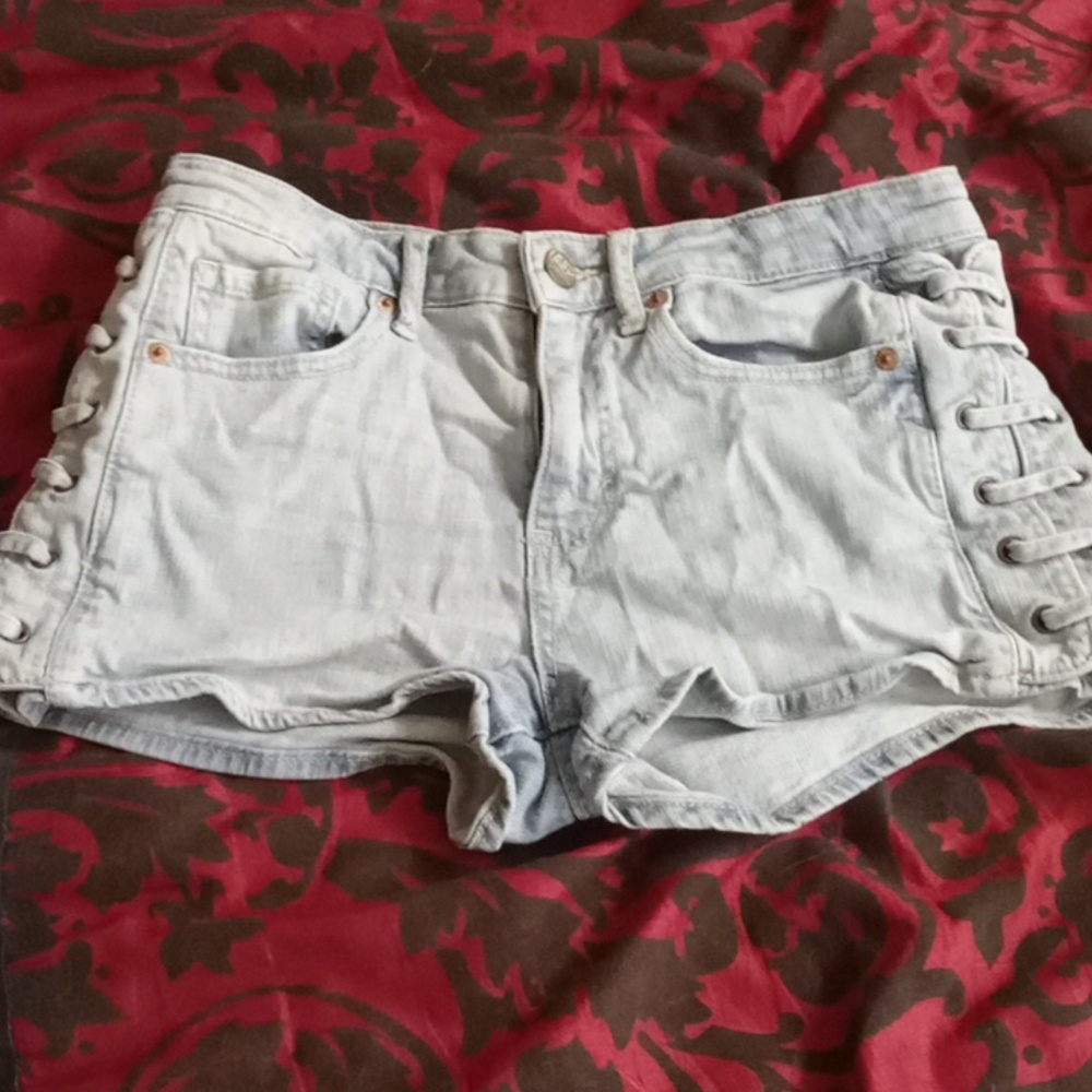 Tokyo Darling jean shorts